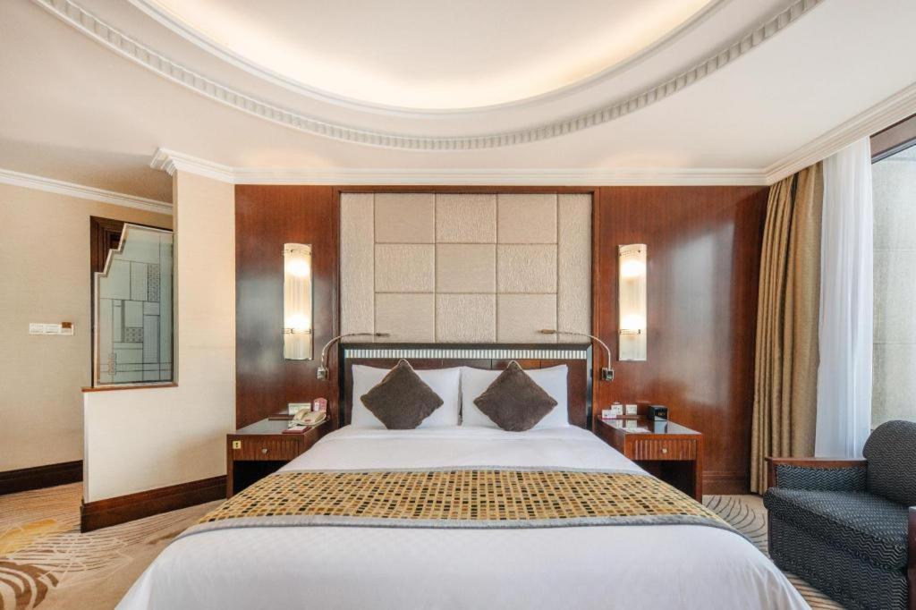 Grand Soluxe Zhongyou Hotel Shanghái Exterior foto