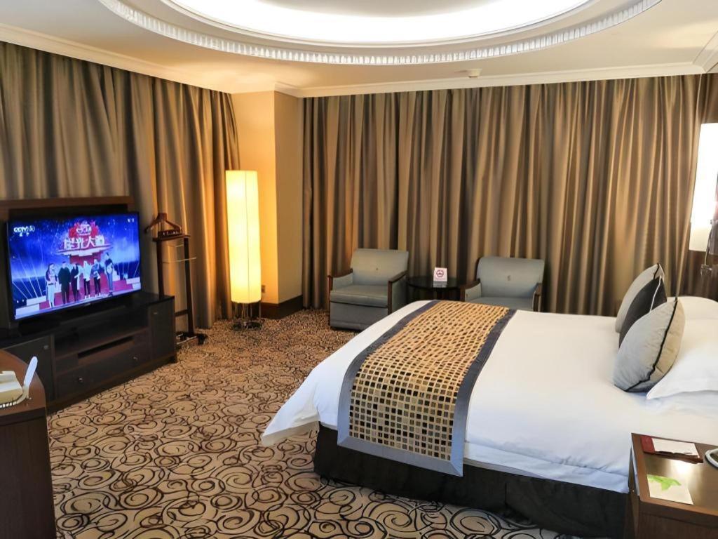 Grand Soluxe Zhongyou Hotel Shanghái Exterior foto