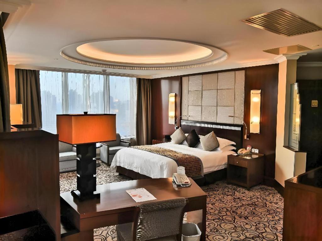Grand Soluxe Zhongyou Hotel Shanghái Exterior foto