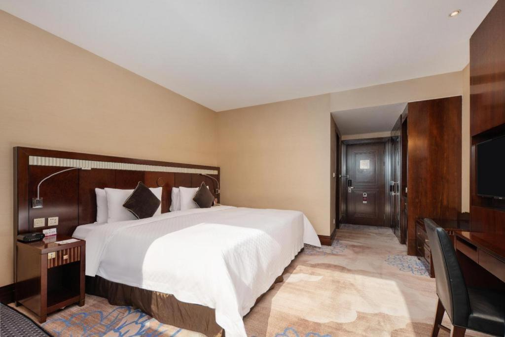 Grand Soluxe Zhongyou Hotel Shanghái Exterior foto